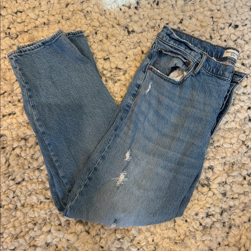 ABERCROMBIE High Rise Dad Jeans